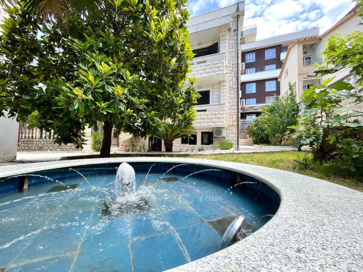 Apartments Villa Mirjana Budva Bagian luar foto